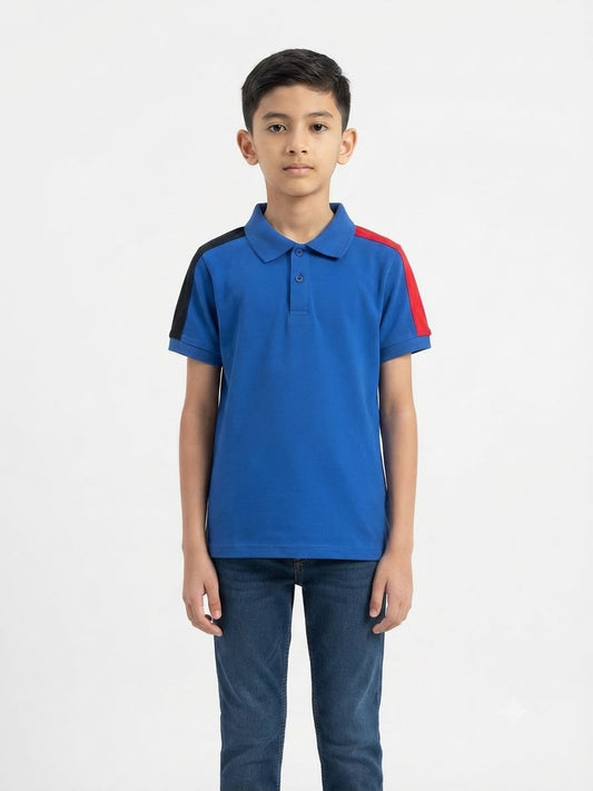Playera niño tipo polo color azul con detalles en hombros
