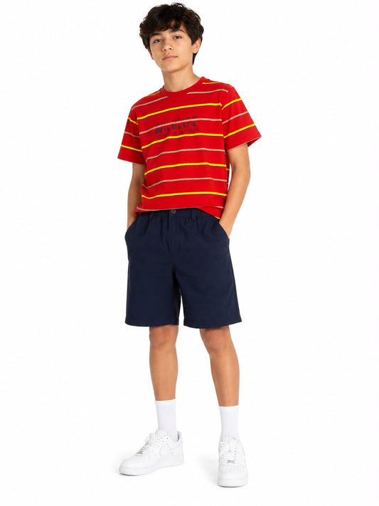 Set niño playera roja de rayas con short azul marino
