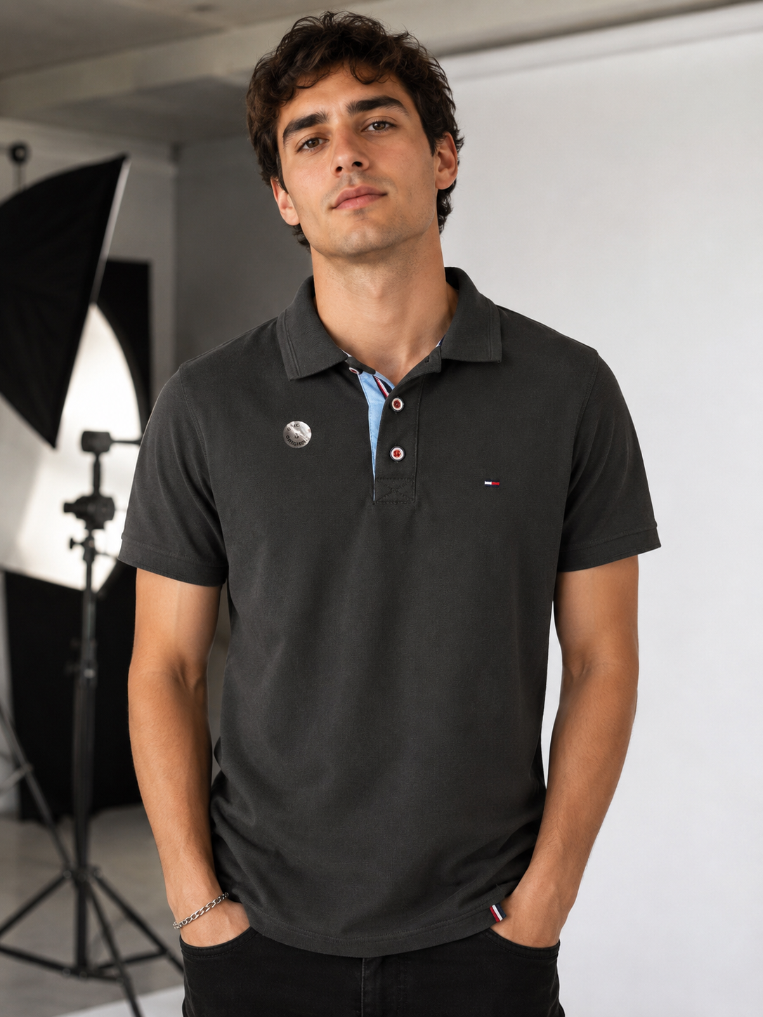 Playera Caballero chica T@MMY HILFIG@R GRIS OBSCUR@