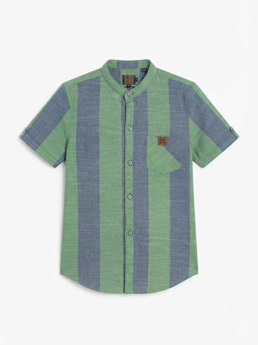 Camisa niño cuello redondo de rayas verde y azul