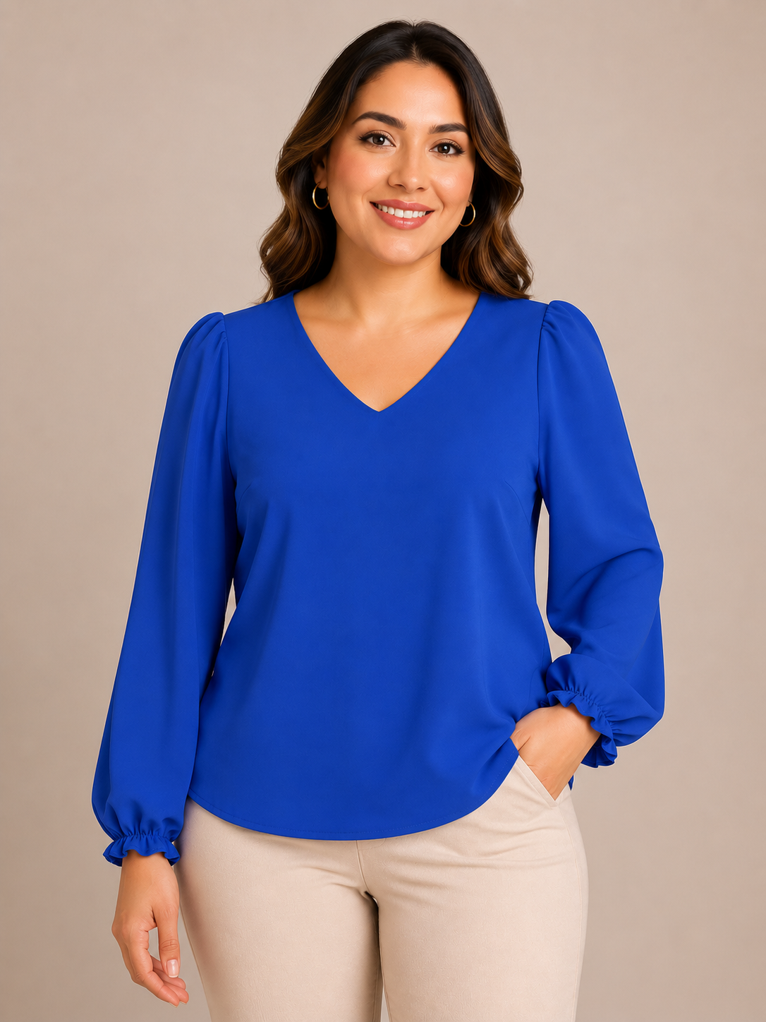 💙 Blusa dama Azul con Cadena Dorada en la Espalda 💙