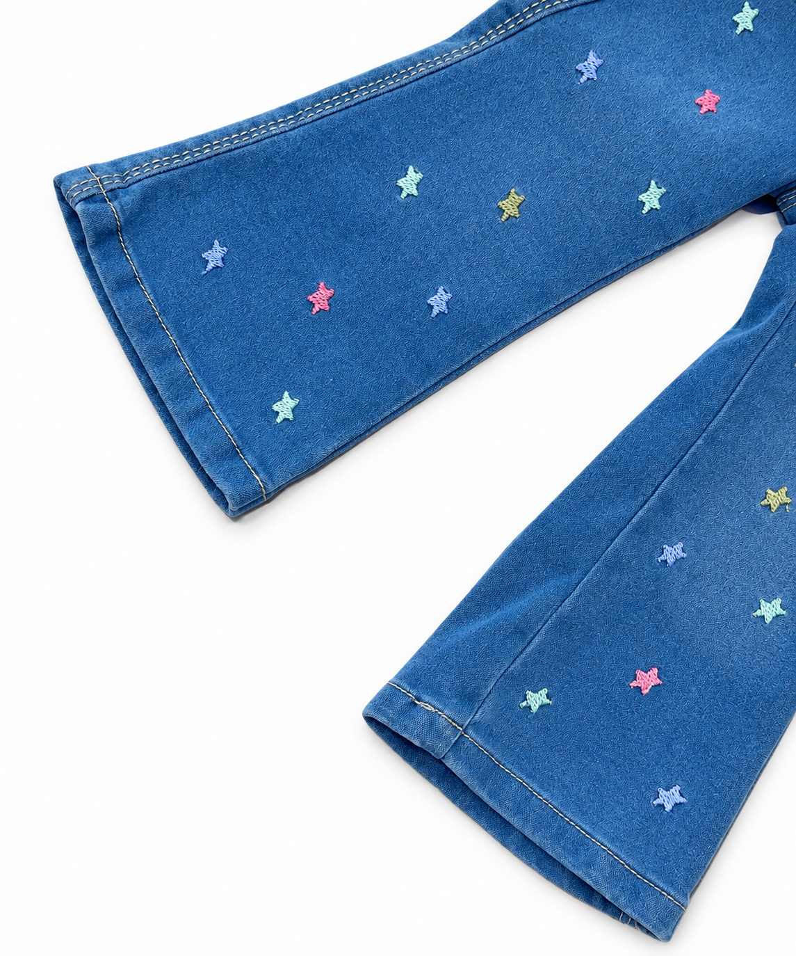 Pantalón niña de mezclilla con estrellas bordadas ⭐💗