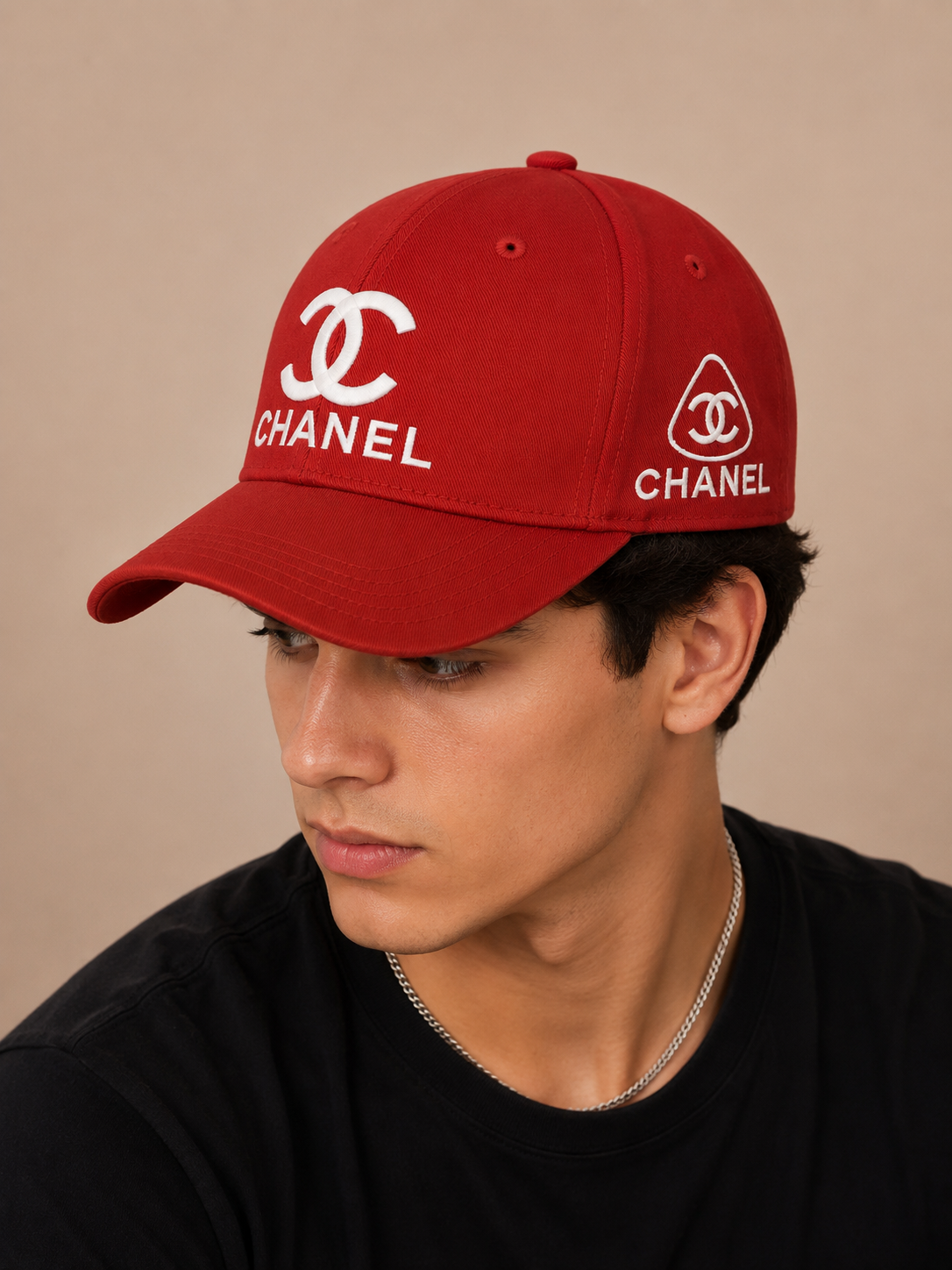 Gorra Caballero Roja Ajustable CH@NEL
