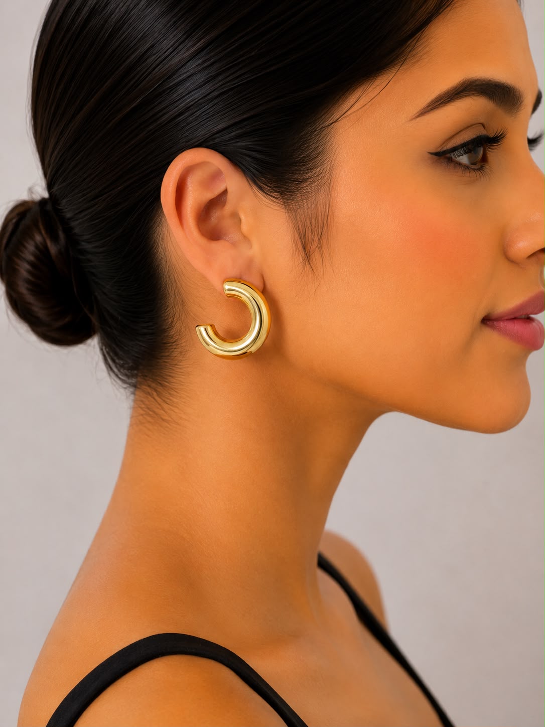 Aretes Arracadas Doradas Clásicas ✨