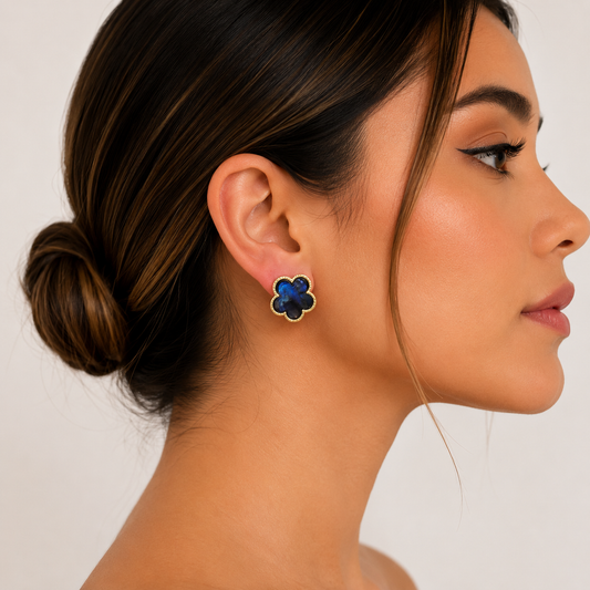 ✨ Aretes Flor Azul con Acabado Dorado ✨