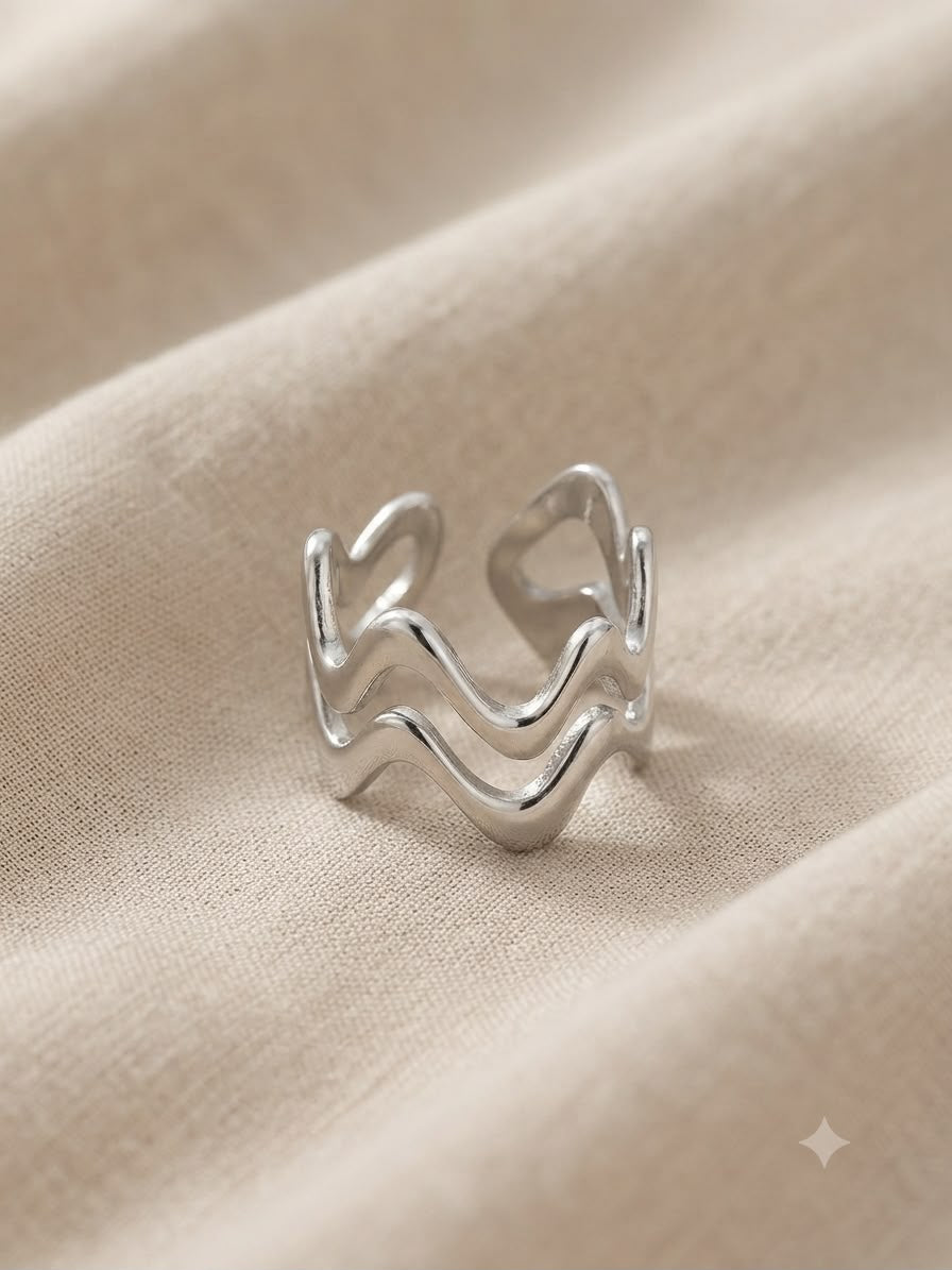 Anillo dama plateado diseño ondulado ✨💍