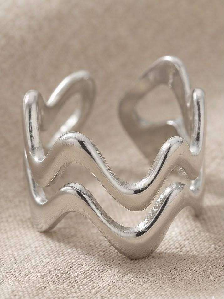 Anillo dama plateado diseño ondulado ✨💍