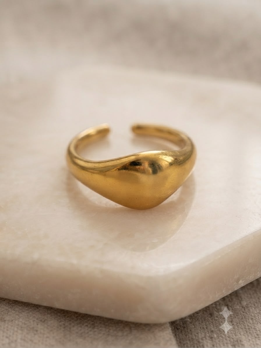 Anillo dama dorado estilo sello minimalista ✨💍