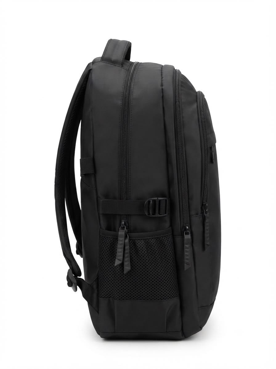 Mochila juvenil negra – diseño moderno y funcional 🎒🖤