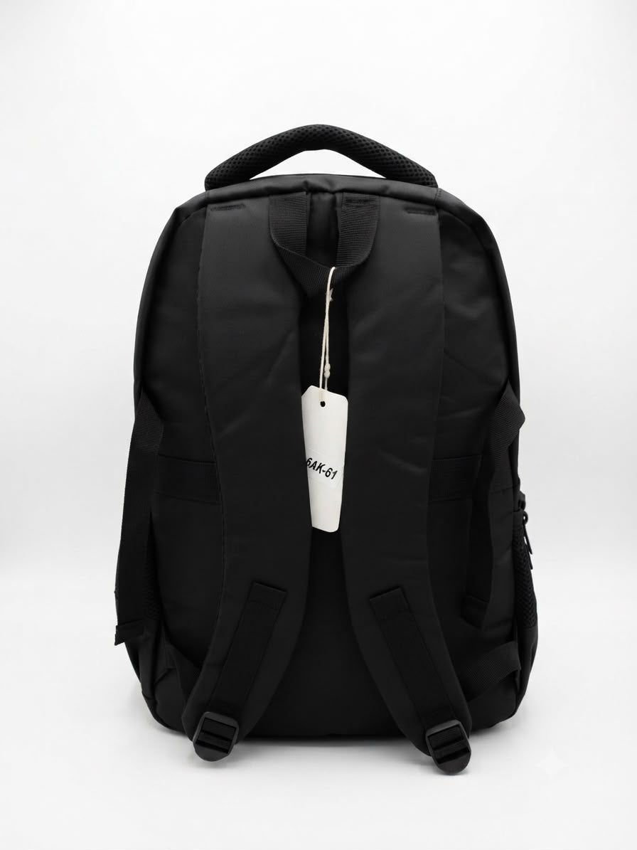 Mochila juvenil negra – diseño moderno y funcional 🎒🖤