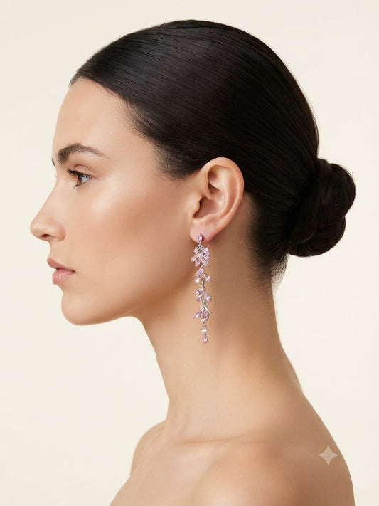 Aretes Largos con Cristales Rosa – Elegancia Floral