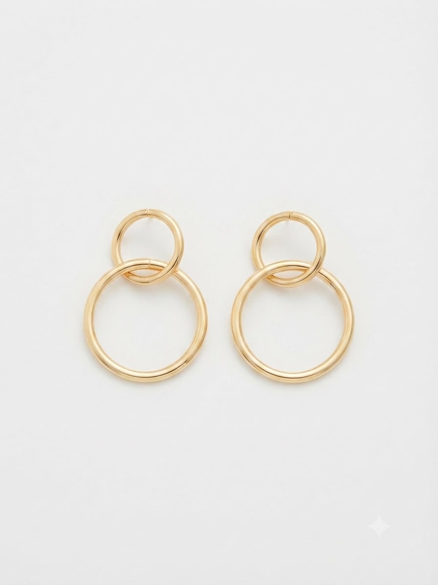 Aretes Doble Aro Dorados – Diseño Minimalista y Moderno