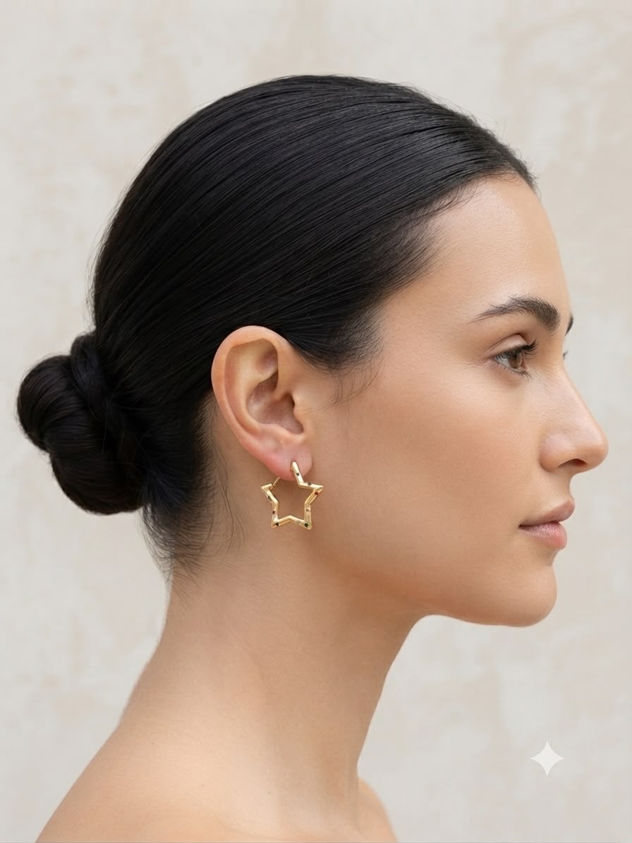 Aretes de Estrella Dorada con Cristales Multicolor – Un Toque de Magia y Brillo