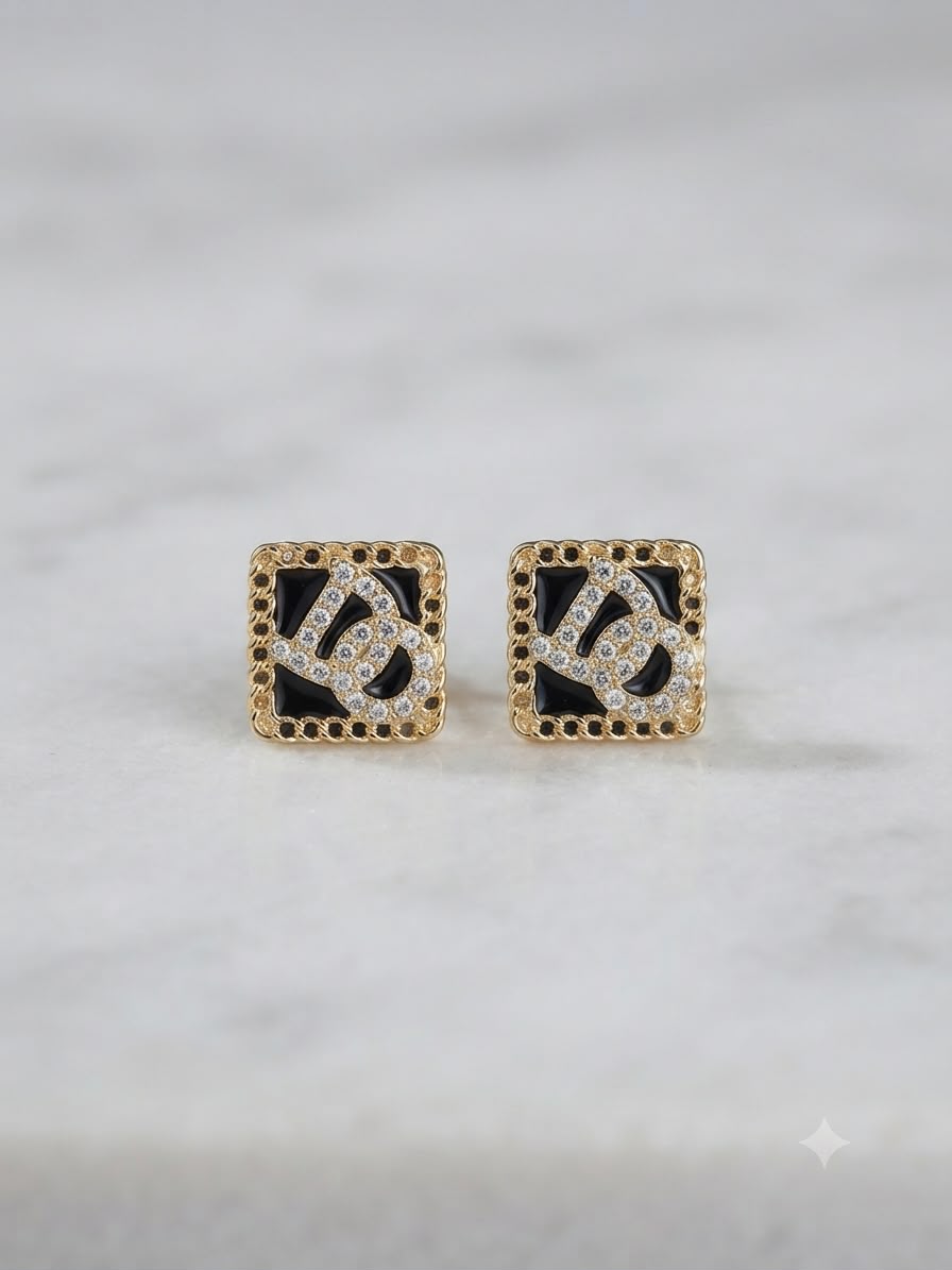 Aretes Cuadrados Elegancia Noir – Dorado con Cristales