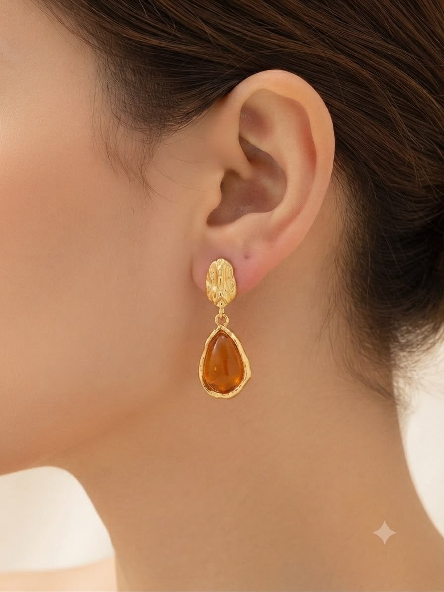 Aretes Dorados con Piedra Ámbar Gota ✨🧡