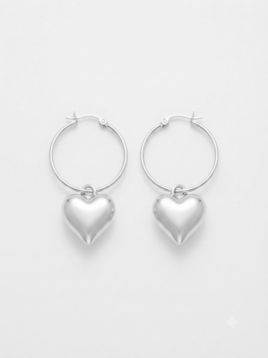 Aretes de Aro con Corazón Plateado ✨🤍