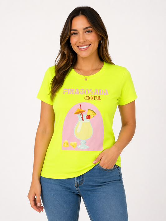 Blusa dama estampada “Piña Colada Cocktail” 🍍🍹💛