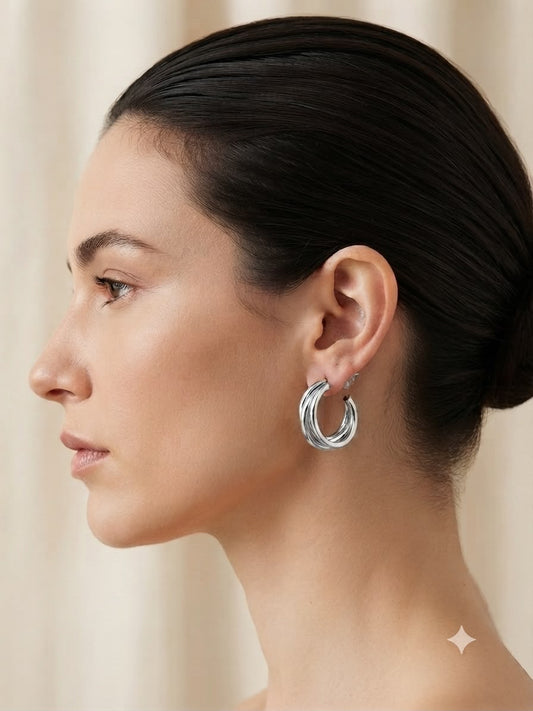 Aretes tipo huggie triples plateados