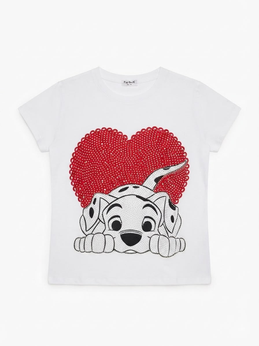 Blusa dama blanca con diseño de perrito y corazón