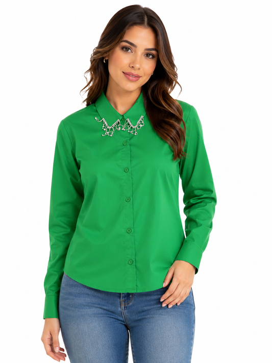 Blusa dama OFERTA manga larga de botones con cuello decorado de pedrería color verde