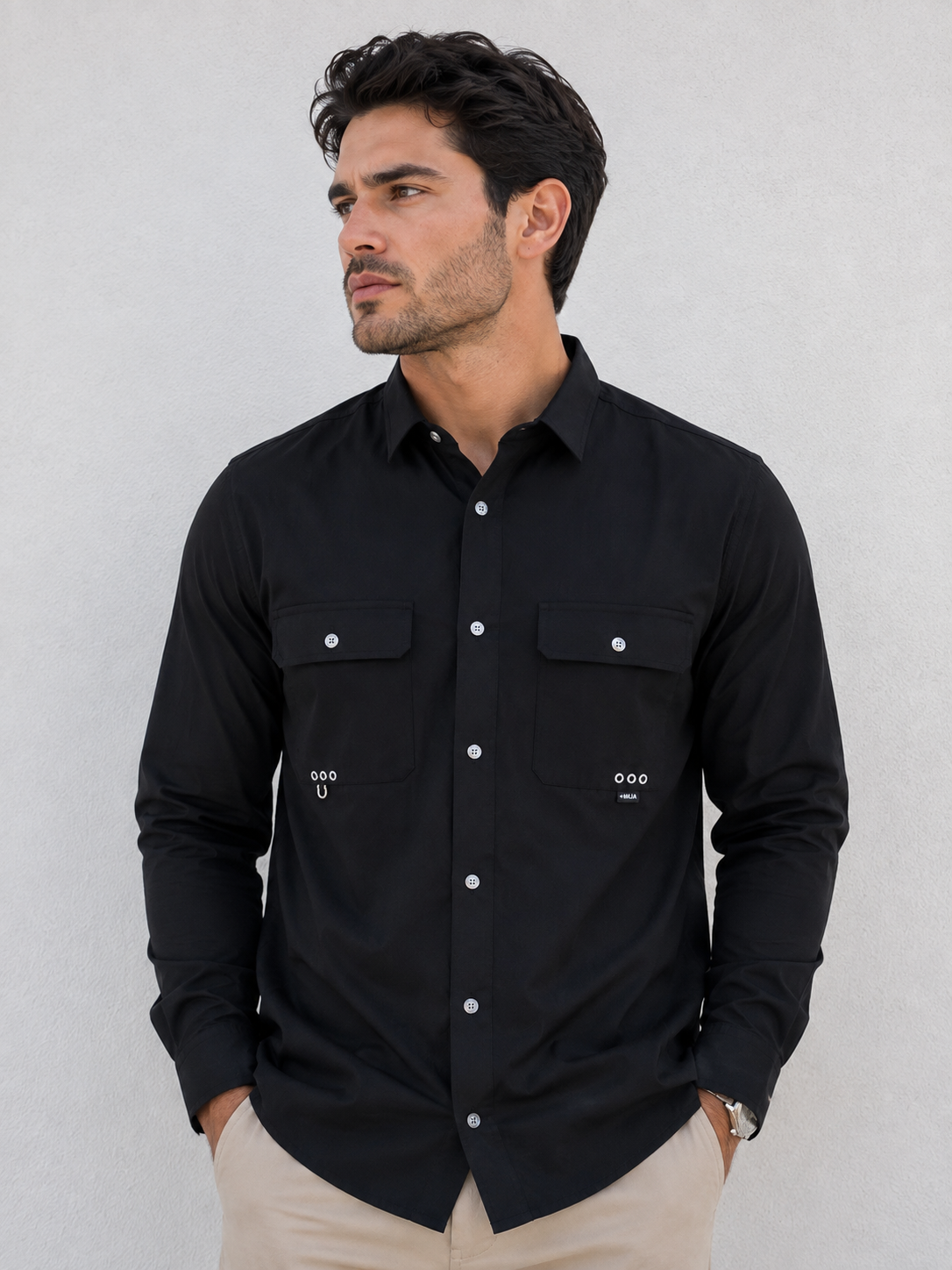Camisa Caballero Negra Manga Larga con Bolsillos