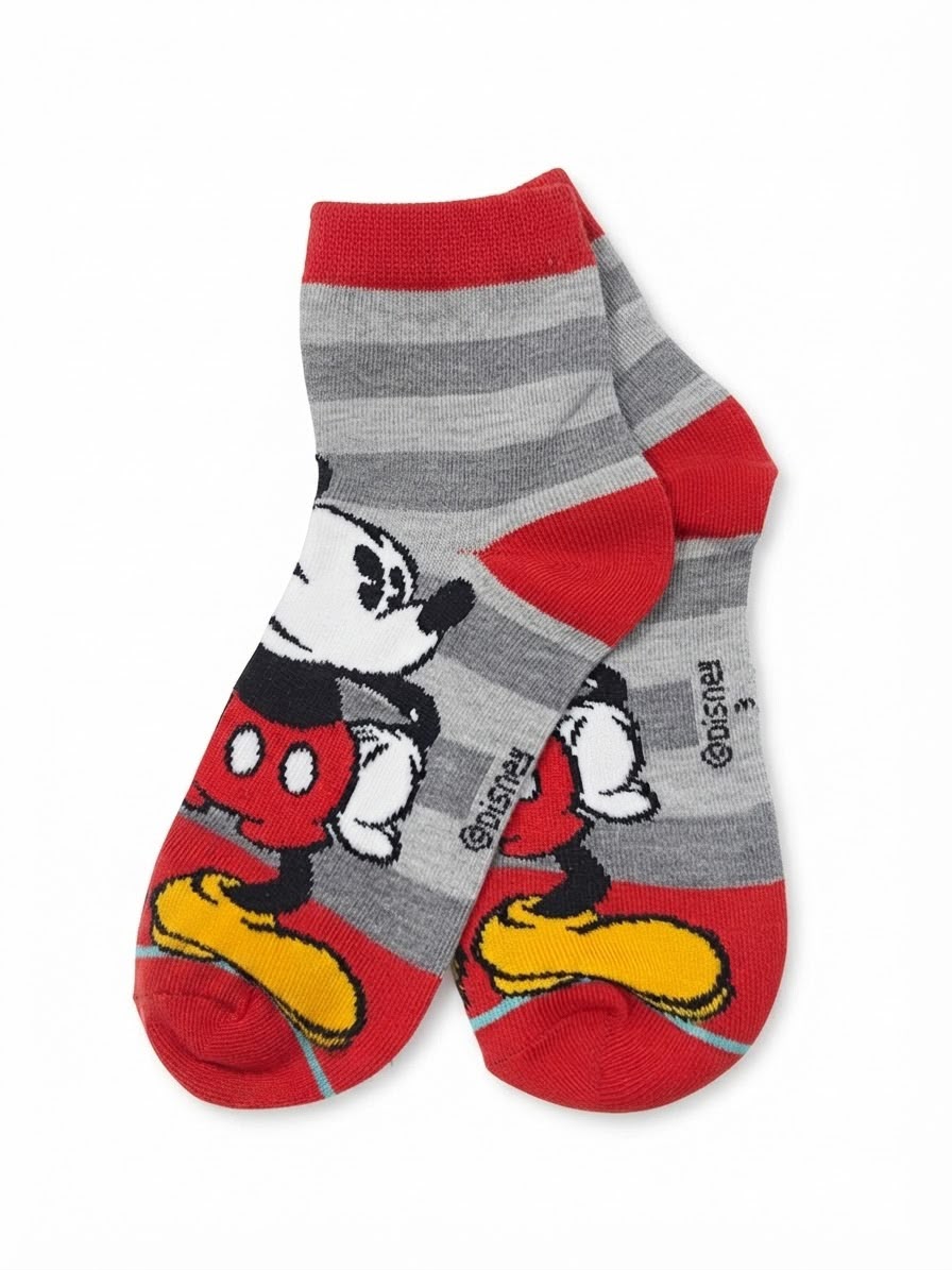 Calceta larga infantil gris con detalles rojos