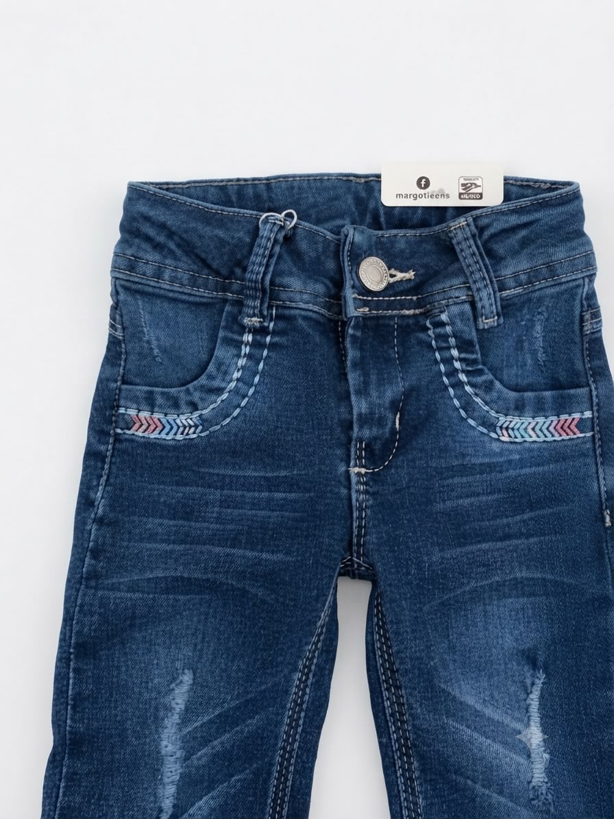 Pantalón niña acampanado decorativo bordado