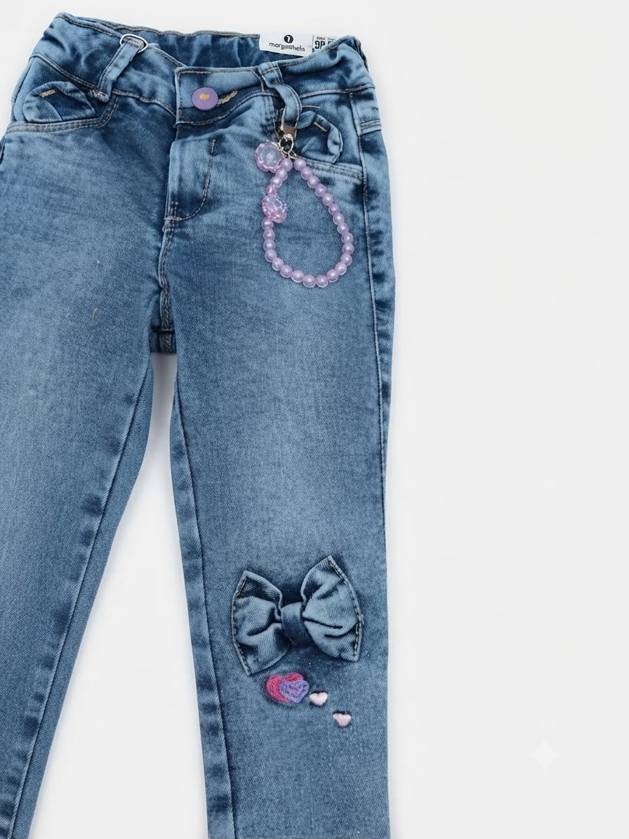 Pantalón niña mezclilla con moño llavero