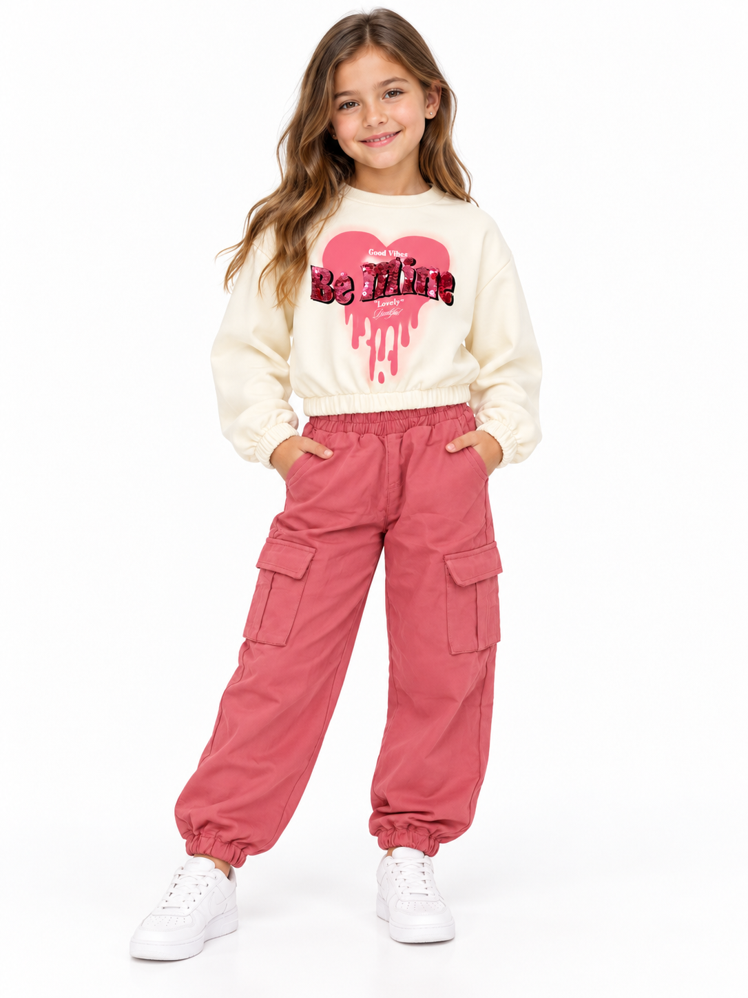 Set Niña de 2 Piezas con Sudadera de Corazón y Pantalón Cargo Rosa 💗
