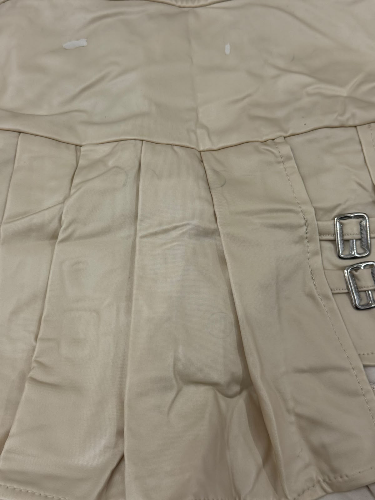 Set niña de 2 piezas con saco y falda de tablones en efecto piel