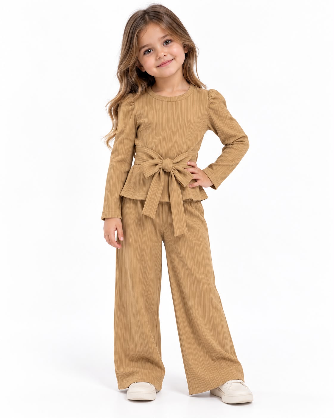 Set niña de blusa con moño y pantalón de pierna ancha 🎀